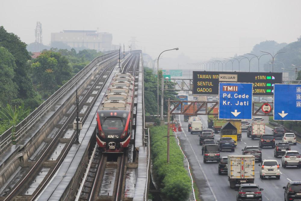 Penumpang LRT Jabodebek Tembus 16 Juta Orang pada Semester I/2026