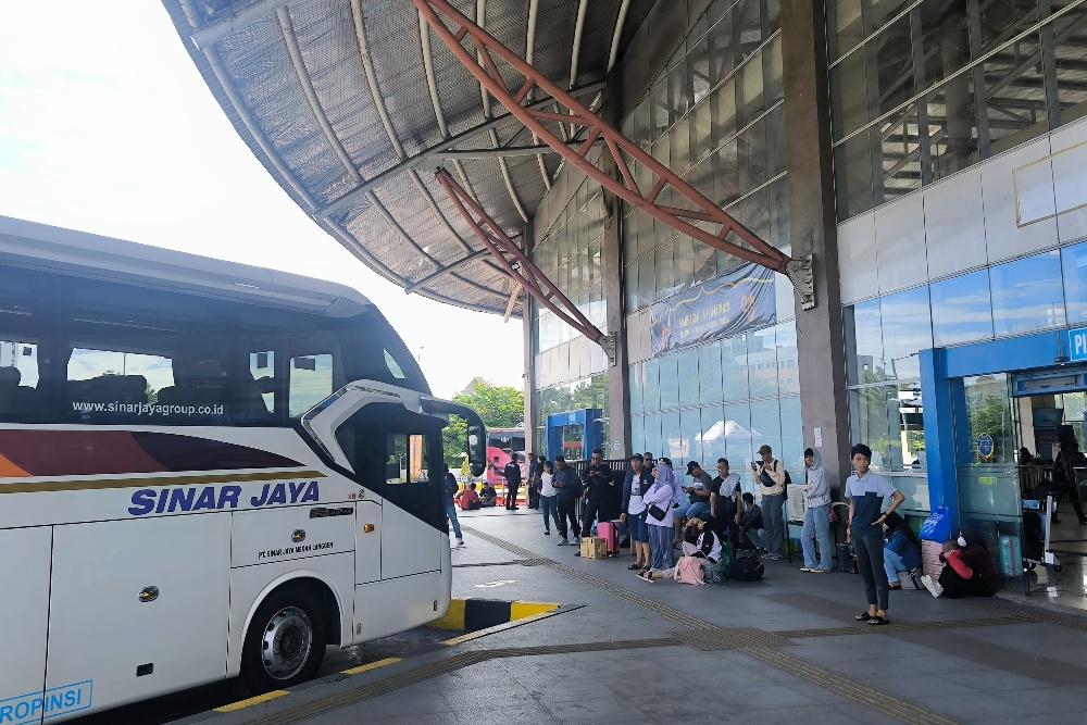 Kemenhub: 43% Bus AKAP Belum Patuhi Ketentuan Masuk Terminal Tipe A