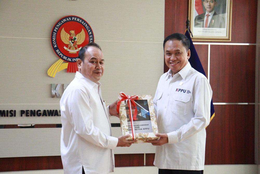 Gopprera dan Hilman resmi ditetapkan sebagai ketua dan wakil ketua KPPU