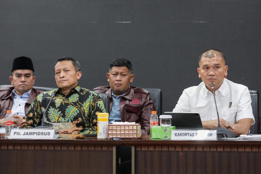 Berstatus Tersangka, Jampidsus Kejagung RI Febrie Adriansyah Belum Ditahan