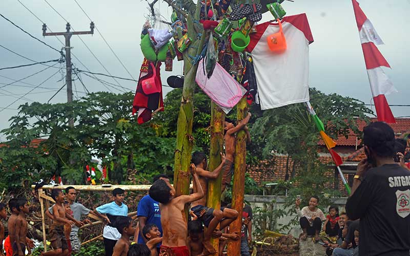 Foto-Foto Kemeriahan HUT Ke-75 RI di Tengah Pandemi