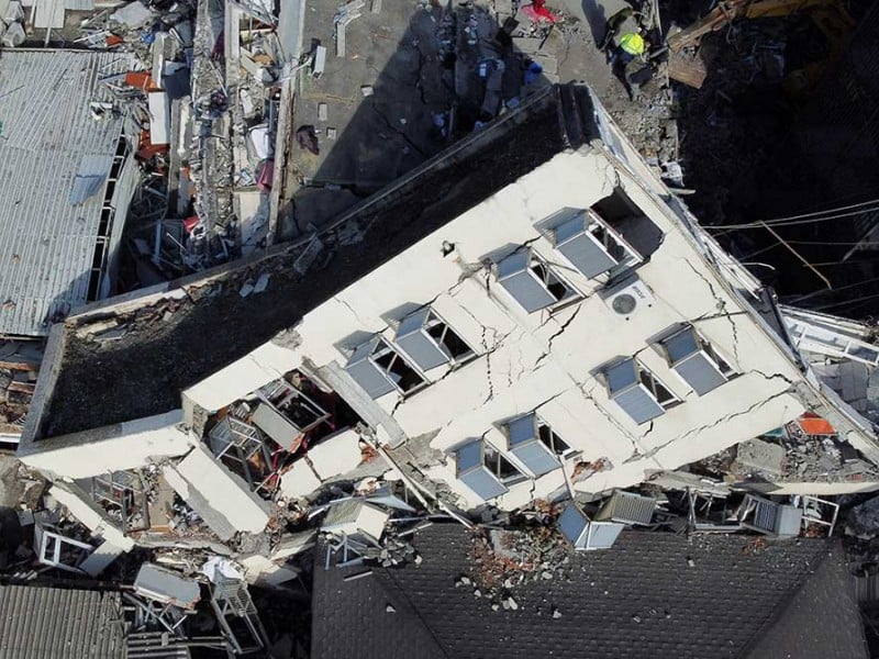 Foto-Foto Proses Evakuasi Korban Gempa Bumi di Turki