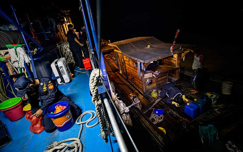 Foto-Foto Patroli Laut Bea Dan Cukai Melawan Kejahatan Fiskal