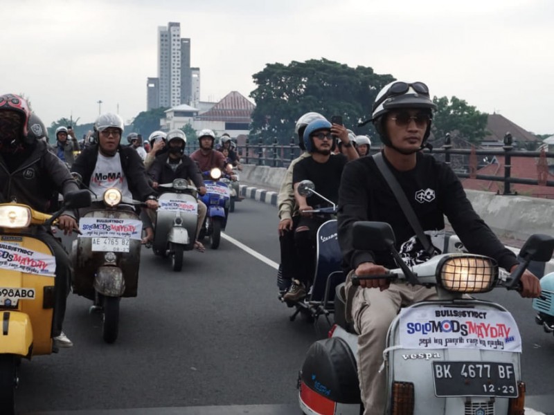 Gelar Konvoi Vespa, Pertamina Hadir Dalam MyPertamina Solo Mods Mayday 2023