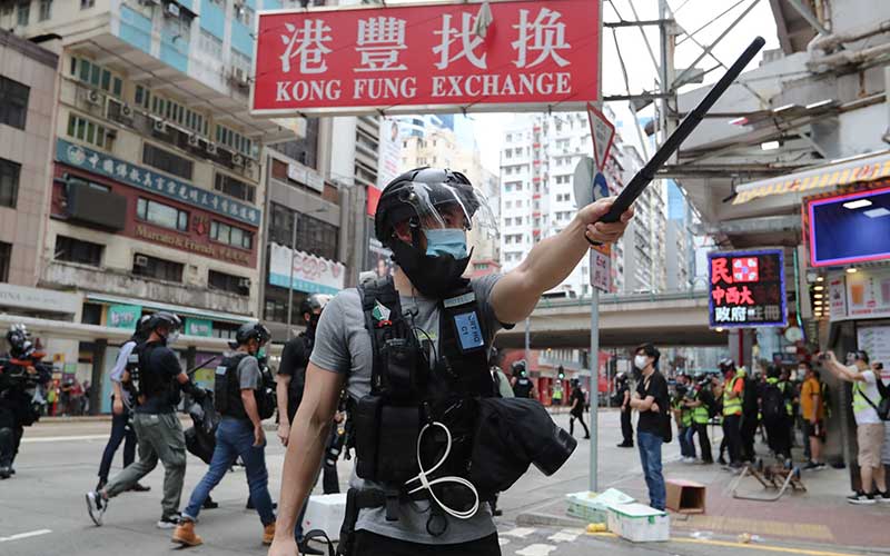 Hong Kong Kembali Memanas, Inilah Foto-Foto Bentrokan Saat Demonstrasi