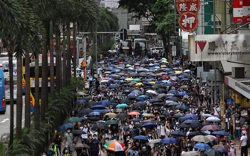 Hong Kong Kembali Memanas, Inilah Foto-Foto Bentrokan Saat Demonstrasi