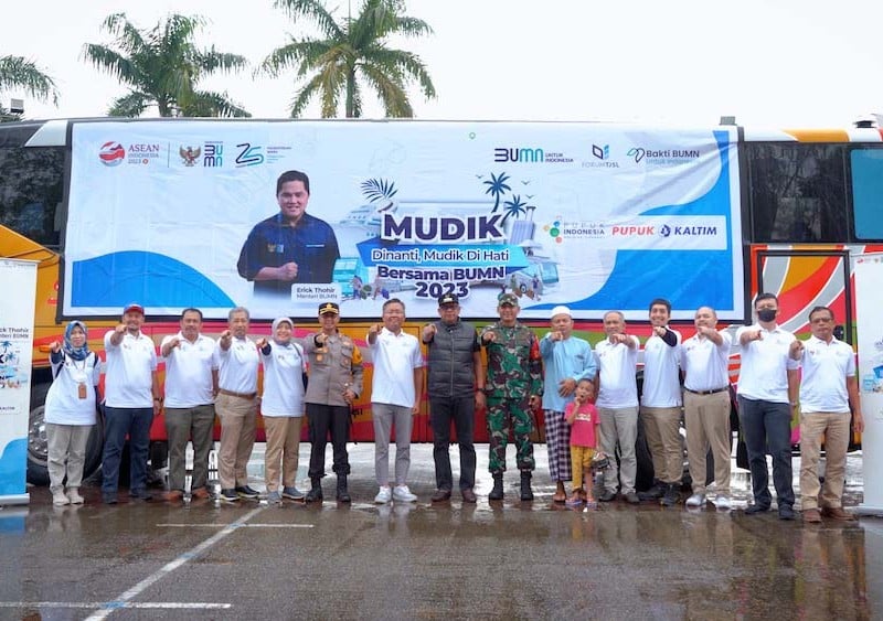 PT Pupuk Kalimantan Timur (Pupuk Kaltim) memfasilitasi ratusan warga pada mudik lebaran Idul Fitri 1444 H untuk jalur darat, melalui program bertajuk Mudik Dihati Mudik Dinanti Bersama BUMN 2023, Selasa (18/4/2023)./JIBI-Istimewa