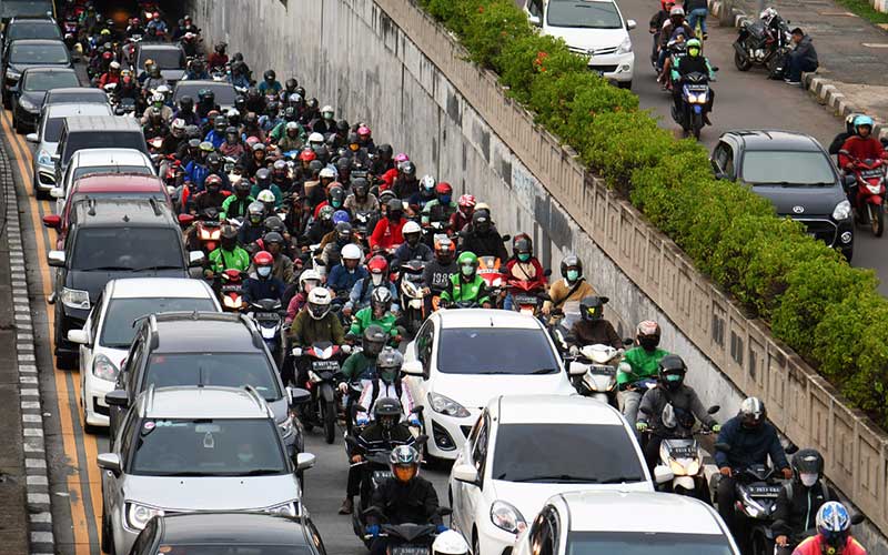 BERITA FOTO : Jelang Penerapan PSBB, Jalanan Ibu Kota Kembali Macet 