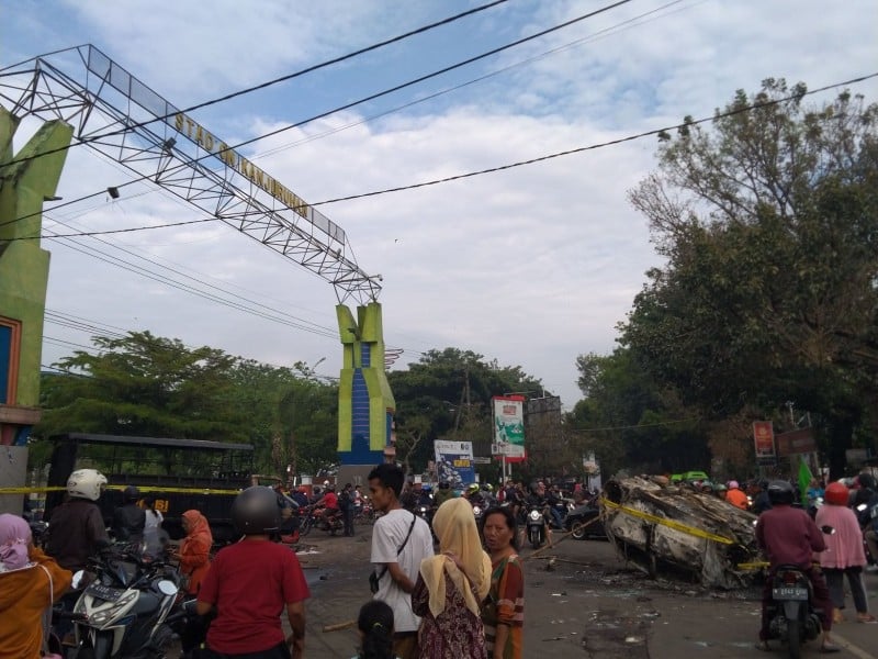 Suasana Stadion Kanjuruhan Malang pasca Tragedi 182 Suporter Meninggal