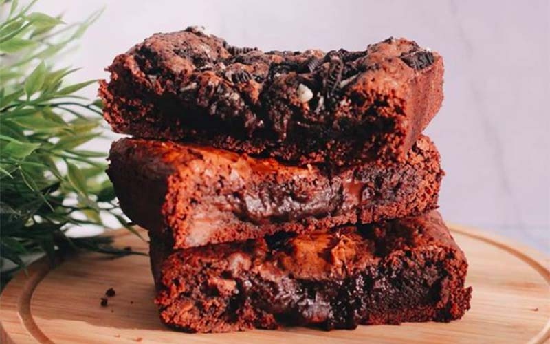 Resep dari Youtube, Pria Ini Sukses Jual Ribuan Loyang Brownies Perbulan