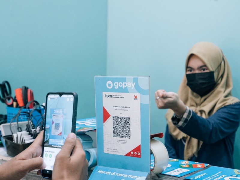 Pempek Lala: Digitalisasi Pembayaran Mudahkan Transaksi Gerai Pempek Tradisional