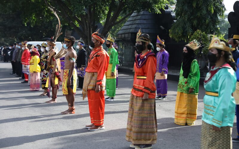 Warna-Warni Budaya Indonesia Hiasi Peringatan Sumpah Pemuda Jateng