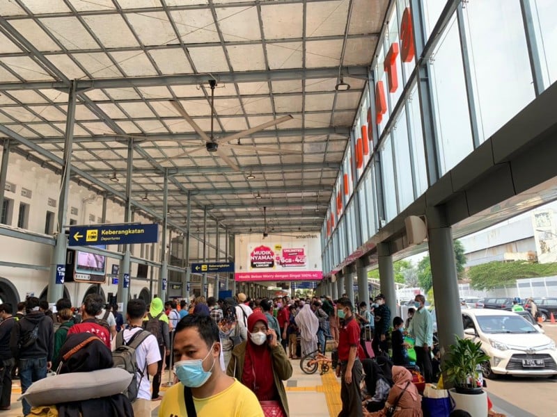 mudik lebaran di Stasiun Pasar Senen