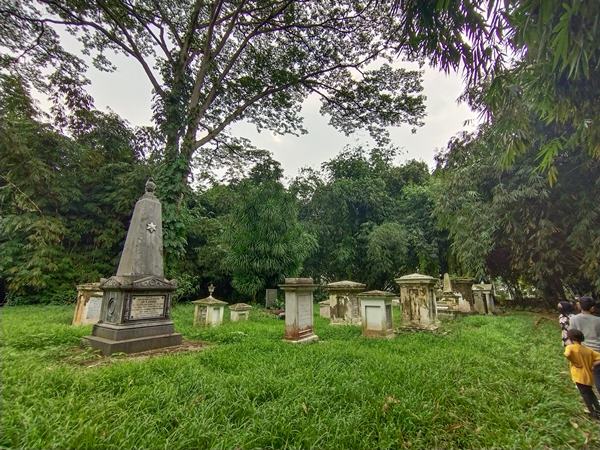 Bertamasya Sekaligus Belajar Sejarah di Kebun Raya Bogor