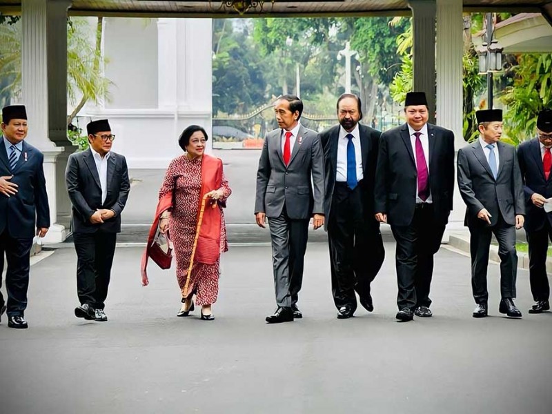 Foto-Foto Para Elit Partai Makan Siang dengan Presiden Jokowi