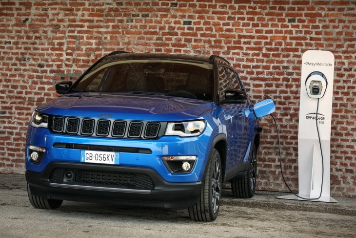 Jeep Compass dan Renegade PHEV 4Xe Setrum Pasar Eropa, September