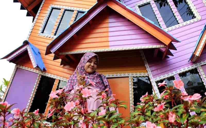 rumah mini Barbie di Lezatta