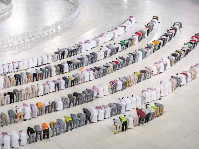 Masjidil Haram Sunyi, Begini Suasana Salat Tarawih di Depan Kabah