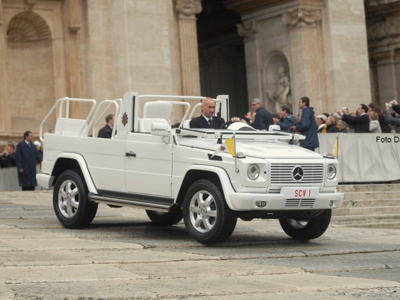 Mercedes Benz G-Class, Mobil Offroad Tunggangan Sri Paus