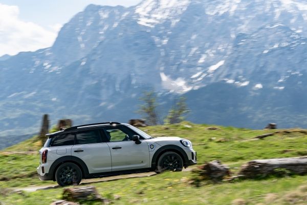 MINI Countryman Terbaru Mengejar Target Penambahan