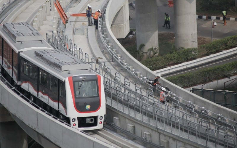 Terdampak Covid-19, Kendaraan Listrik di Bandara Soetta Meredup