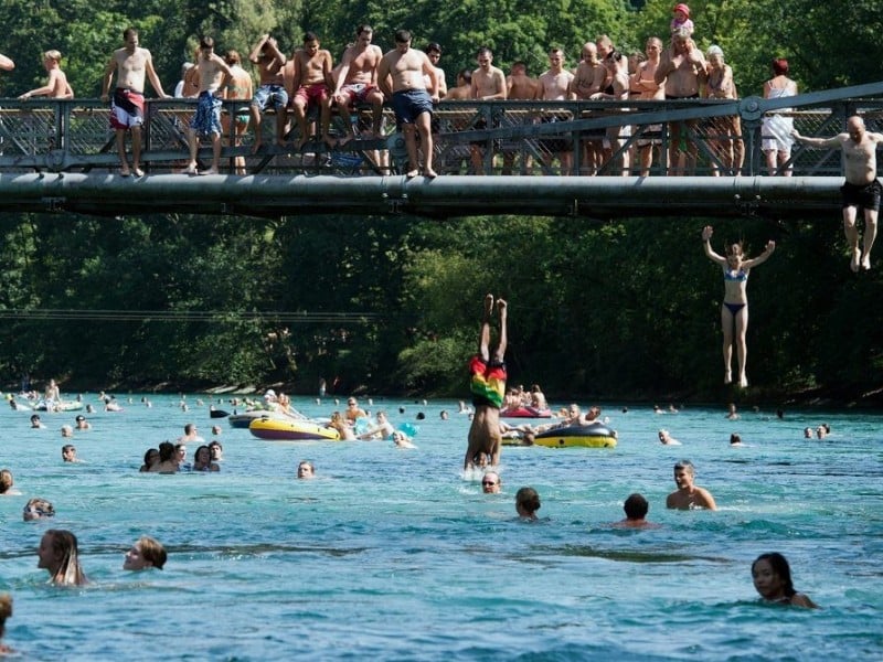 Mengenal Sungai Aare, Air dari Pegunungan Alpen Membelah Kota Bern-Swiss