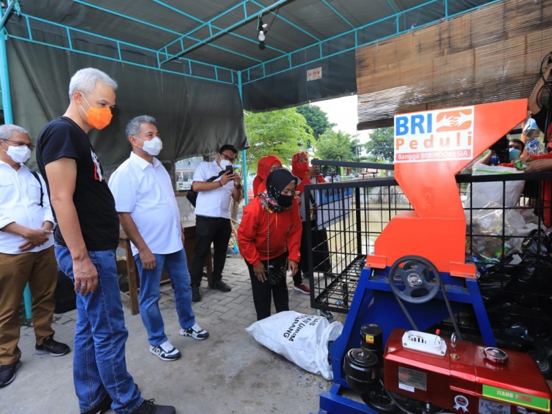 Bersih – bersih di Sungai Kalisari Dorong Kelestarian Lingkungan dan Pemberdayaan Ekonomi Masyarakat