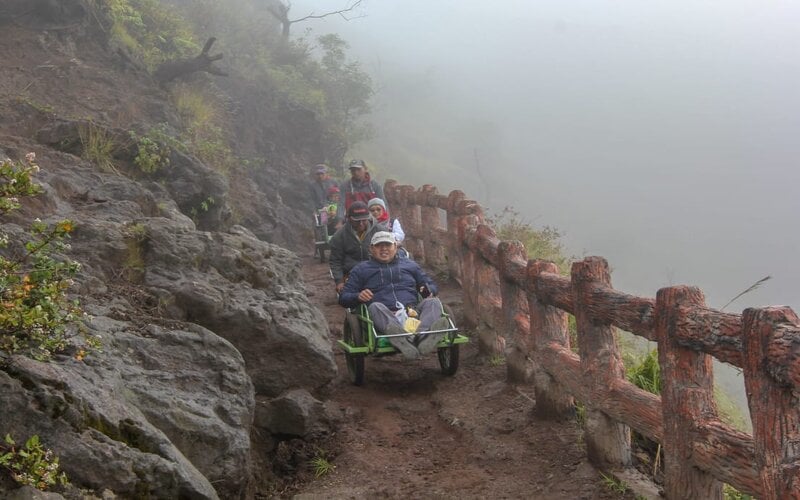 Jelajah Wisata Jatim, Pendaki ke Gunung Ijen Dimudahkan Fasilitas