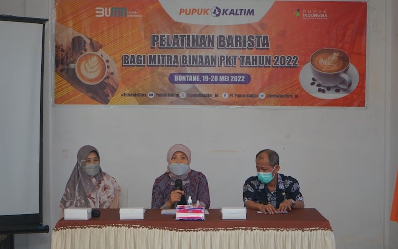 PT Pupuk Kalimantan Timur (PKT) menggelar pelatihan barista bagi pemuda Bontang sebagai bekal keterampilan dalam mendorong terwujudnya kemandirian masyarakat yang dilakukan mulai Kamis (19/5/2022) hingga 10 hari ke depan./JIBI-Istimewa