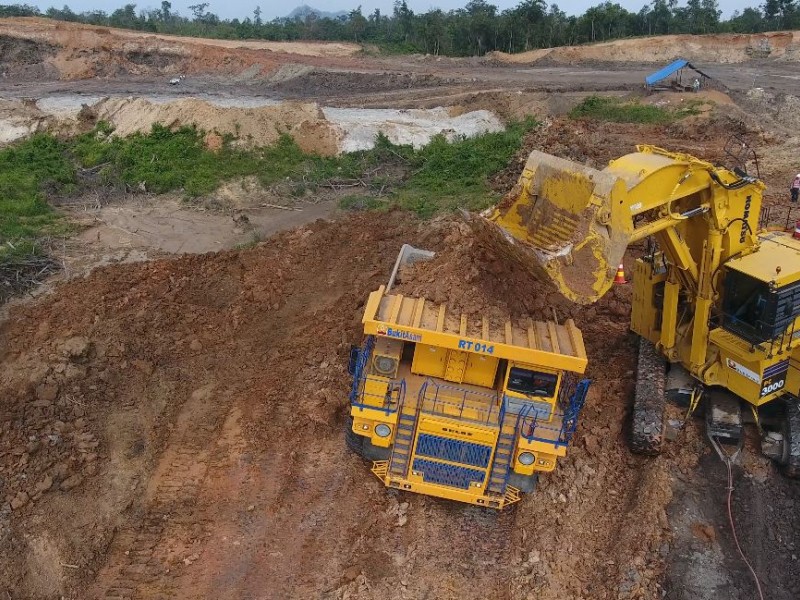 Dukung Dekarbonisasi, PTBA Pakai Kendaraan Listrik untuk Operasional Tambang