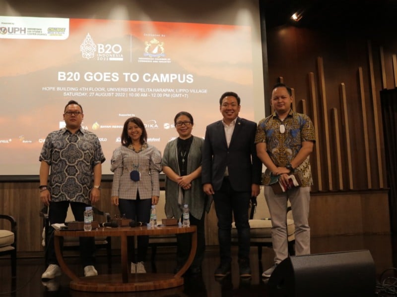 Jalin Dukungan dan Kemitraan, B20 Indonesia Goes to Campus UPH