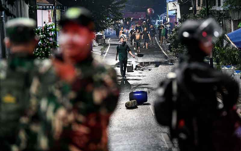 Foto-Foto Kericuhan Unjuk Rasa Mahasiswa di Sejumlah Wilayah