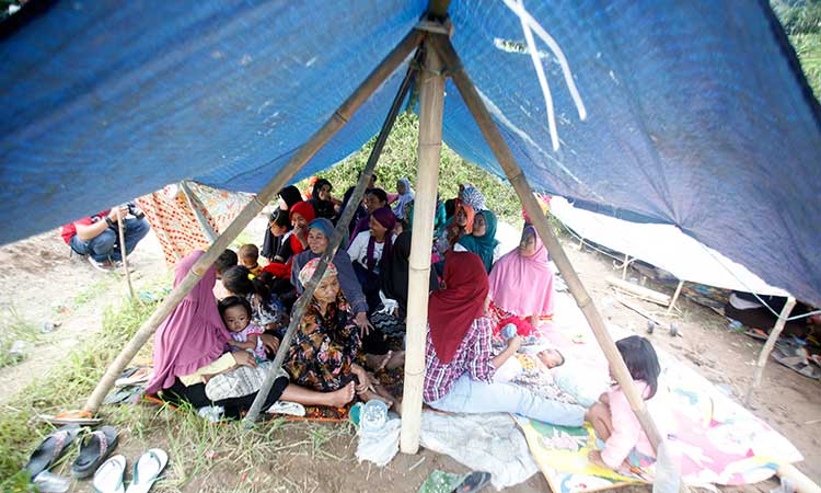 BERITA FOTO : Berbagai Kerusakan Karena Gempa Bumi di Sukabumi