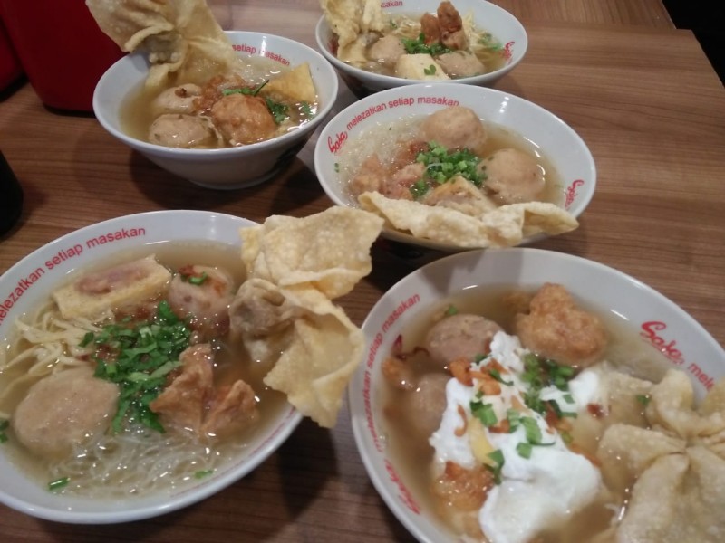 Menjajal Peluang Bisnis Bakso Kekinian dari Makan Bakso