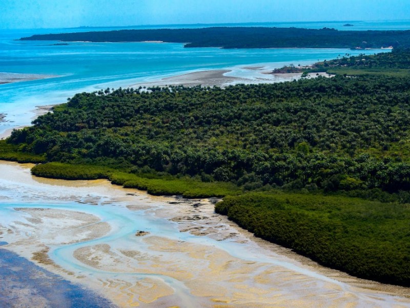 6 Pulau Tersembunyi yang Paling Menakjubkan di Dunia