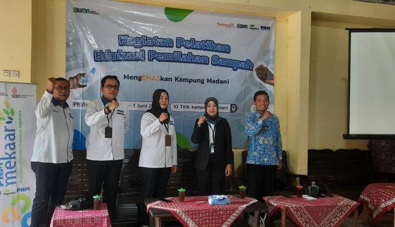 PNM Jadikan 10 Kampung Madani Pusat Edukasi Pilah Sampah