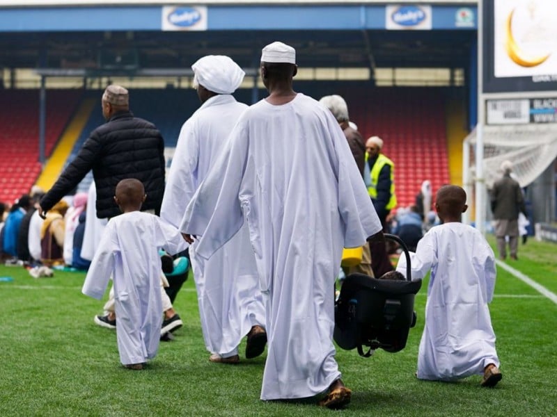 salat ied di Blackburn Rovers stadium