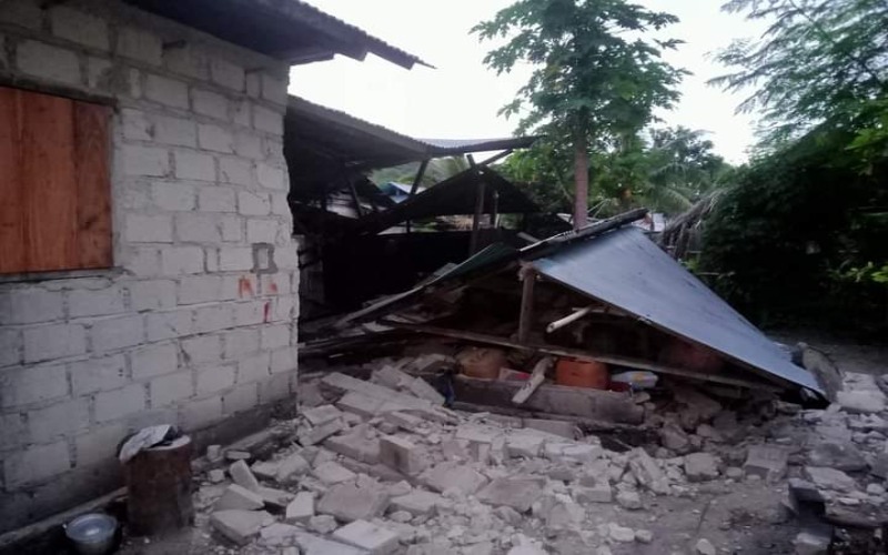 Foto-Foto Dampak Gempa Tektonik M7,5 di Maluku Barat Daya