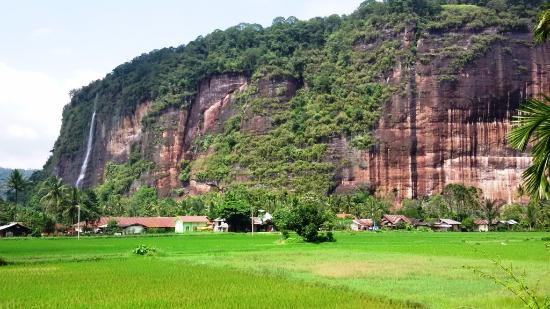 Menyusuri Keindahan Geopark di Sumatra Barat