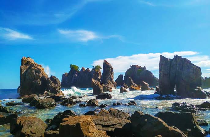 13 Pantai Instagramable di Indonesia