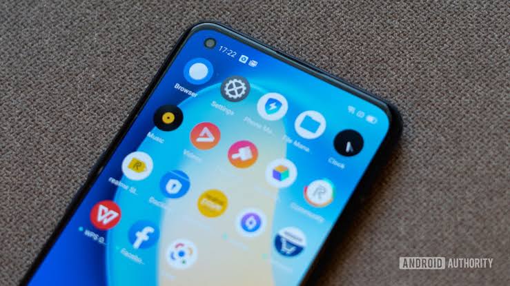 Realme 7 Pro, Ponsel dengan Kemampuan Pengisian Daya Cepat 65W