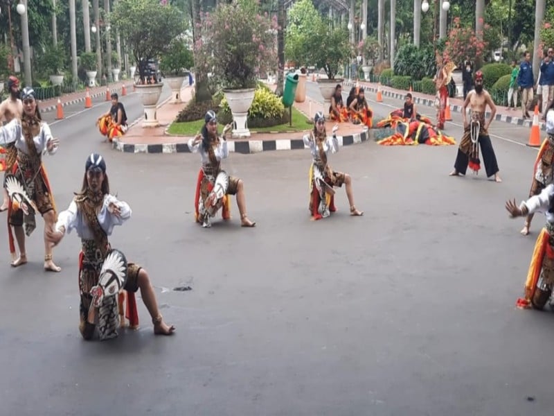 Potret Reog Ponorogo Goyang Lapangan Banteng, Siap-Siap Besok di TMII