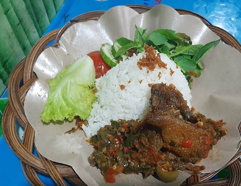 Tips Sukses Warung Nasi Bebek Raup Omzet Puluhan Juta per Bulan