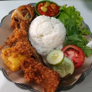 Tips Sukses Warung Nasi Bebek Raup Omzet Puluhan Juta per Bulan