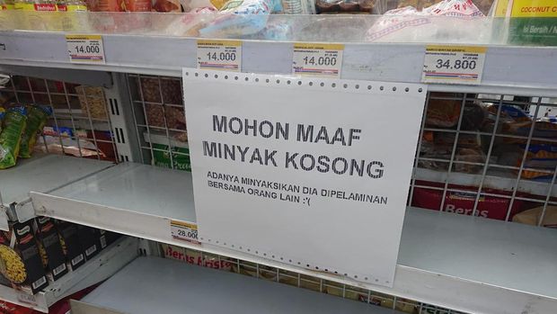 Deretan Meme Kocak Kelangkaan Minyak Goreng: 'Kosong, Yang Ada Donat'