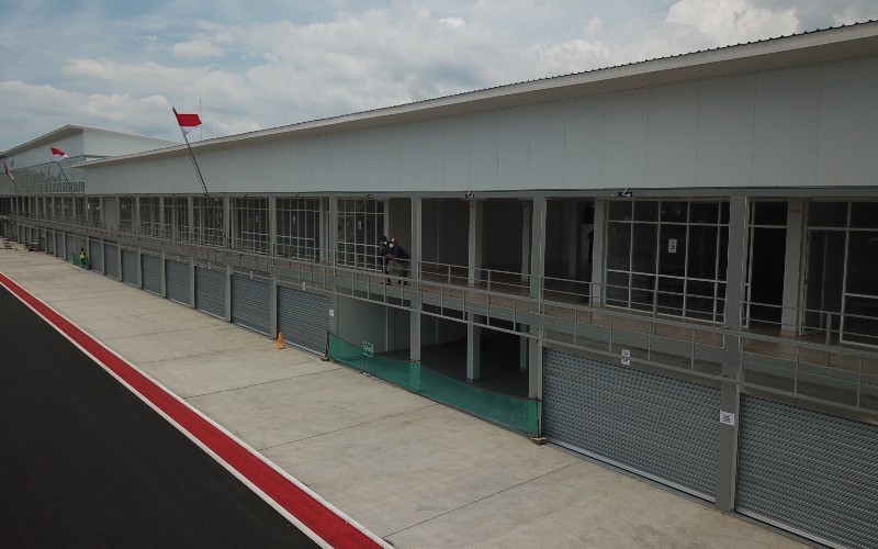 Keren! Foto-foto Modular Pit Building untuk WSBK 2021 Mandalika 