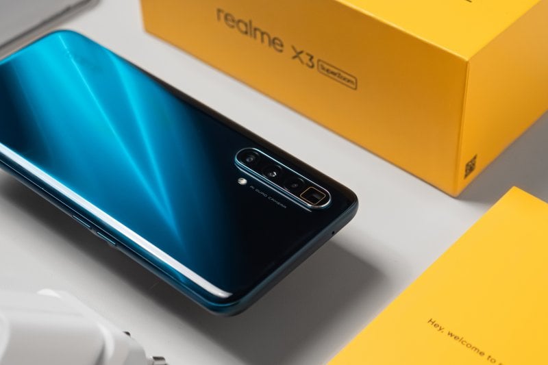 Realme X3. Antara