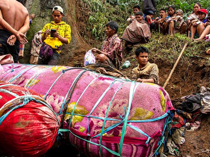 Ritual Manene Suku Toraja, Dari Leluhur Untuk Leluhur