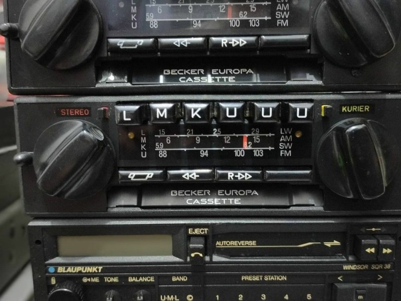 radio tape mobil jadul kuno