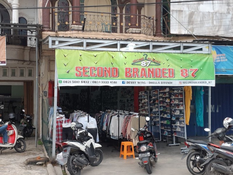 Berkah Lebaran, Thrift Store di Kota Samarinda Cuan Hingga Jutaan Rupiah